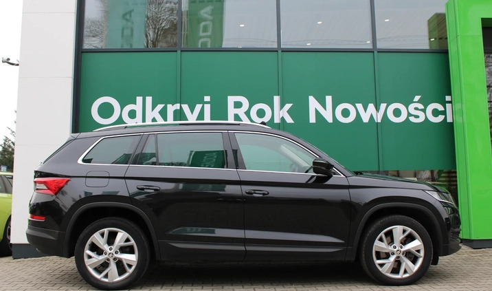 Skoda Kodiaq cena 144900 przebieg: 131559, rok produkcji 2019 z Ujazd małe 742